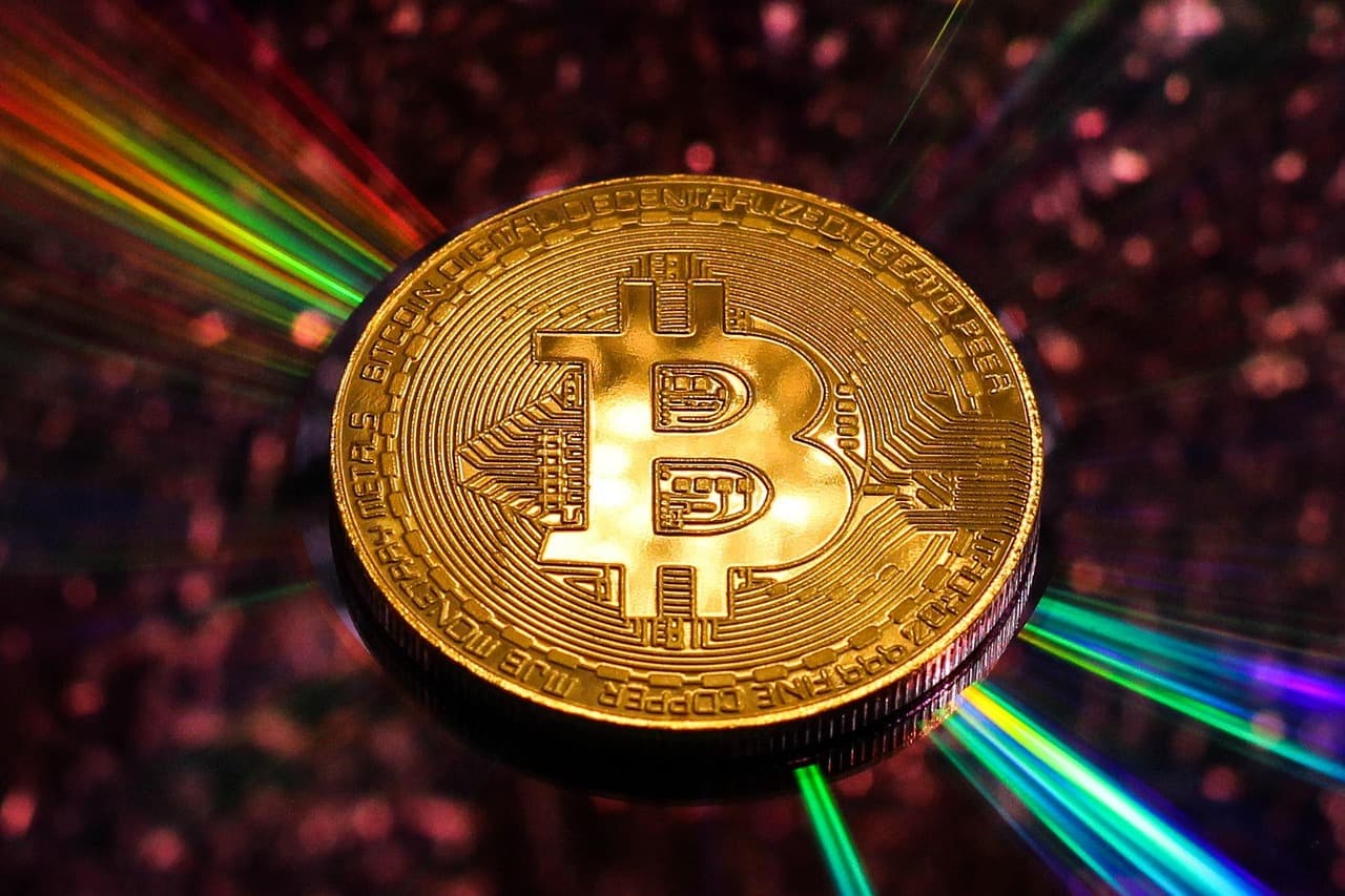 Saylor Makes Bold $1M Bitcoin Call — “It’s Zero Or A Million”