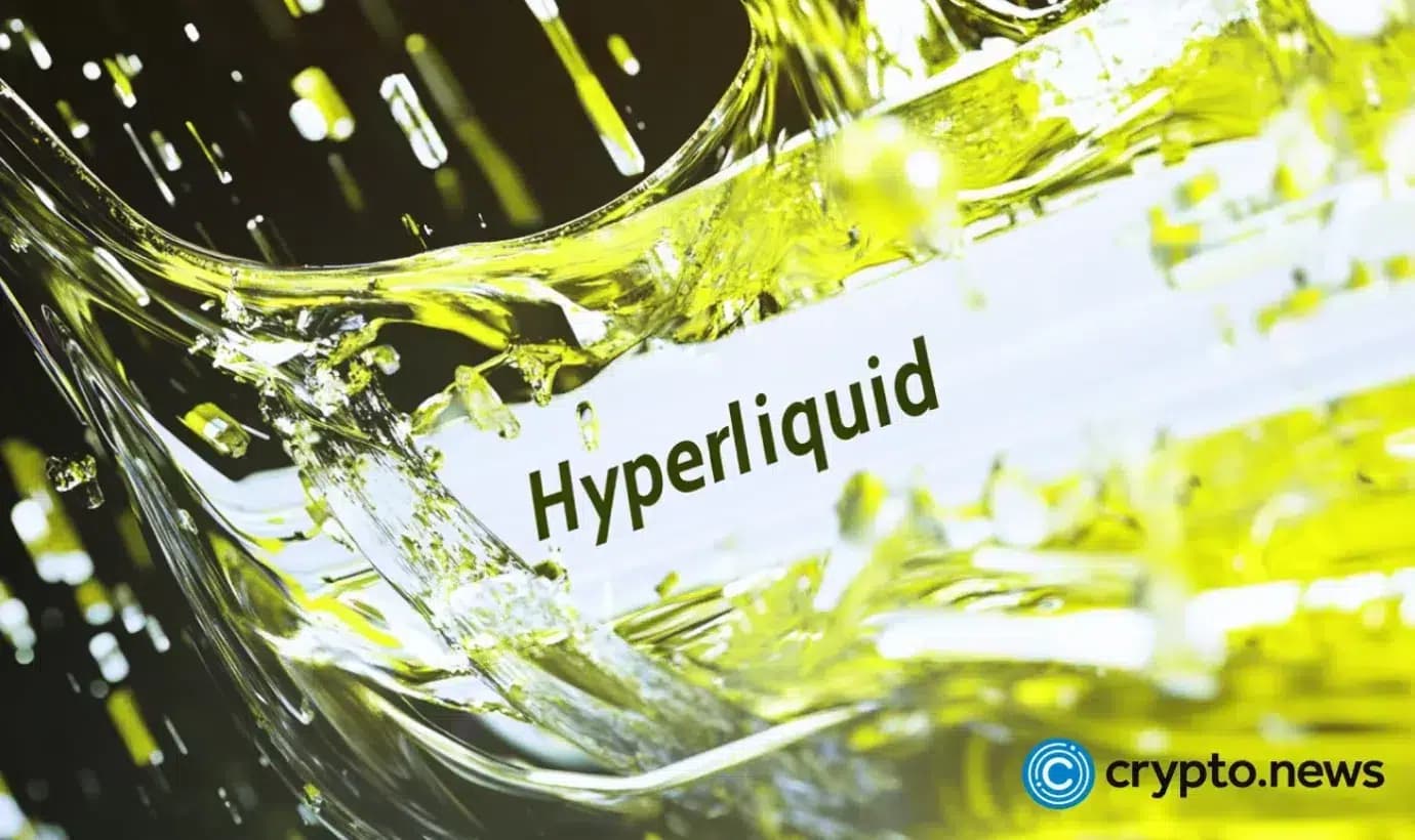 Will Hyperliquid price crash as bearish crossover forms and revenue drops?