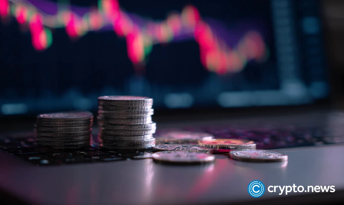 Solana price outlook: Fresh lows under $75 possible as sentiment cools and funding rates flip negative