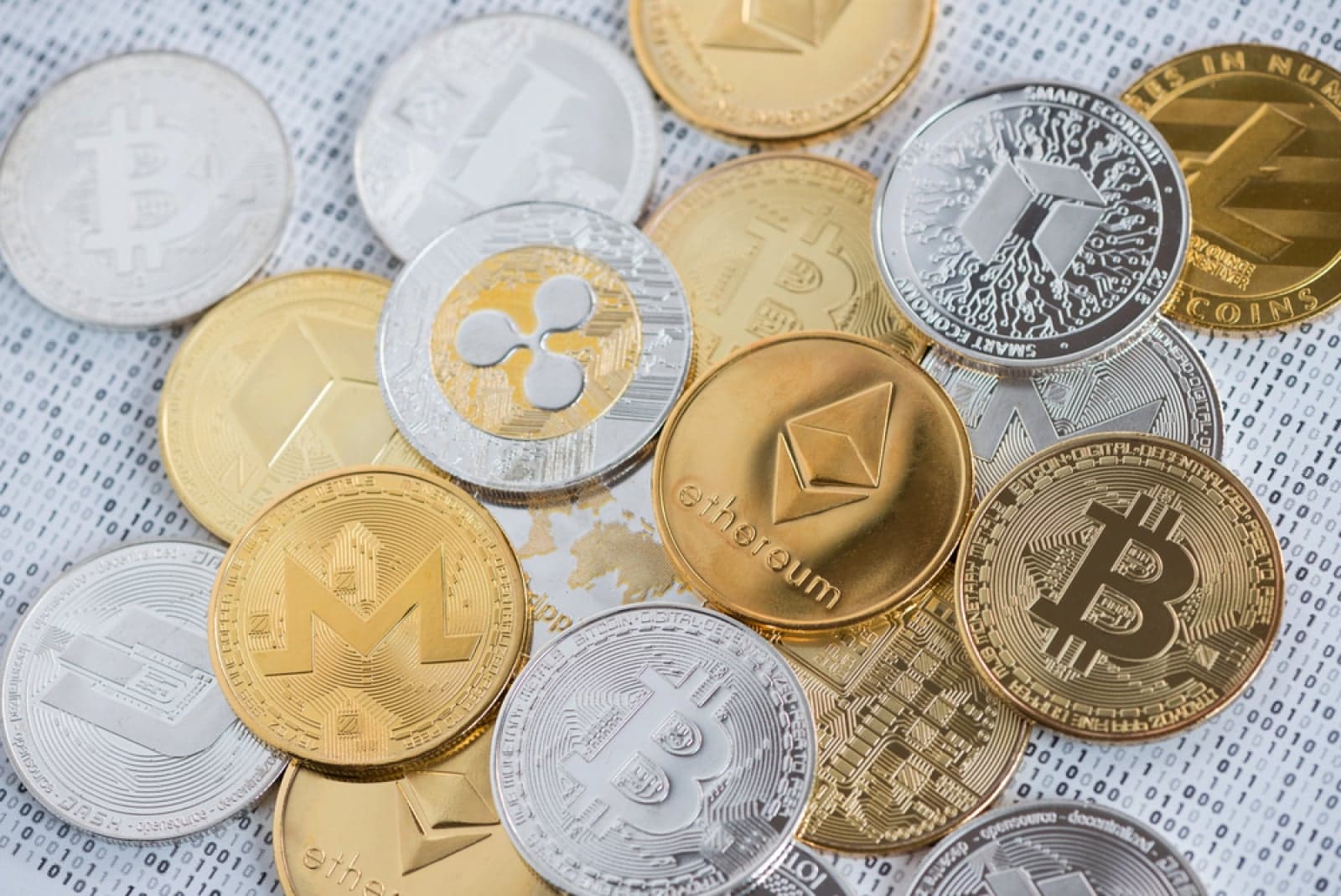 Shiba Inu (SHIB), Zcash (ZEC), Monero (XMR) and Dogecoin (DOGE) Price Analysis for October 14: Bears Show More Dominance
